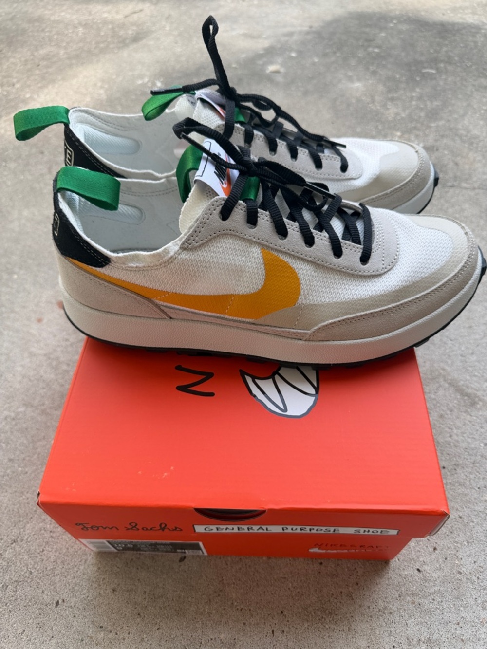 Nike Men's Athletic Shoes White Beige Yellow Black